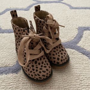 Cat & Jack toddler boots